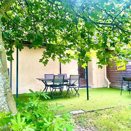 Camping La Ferme De Perdigat Limeuil Ngoại thất bức ảnh