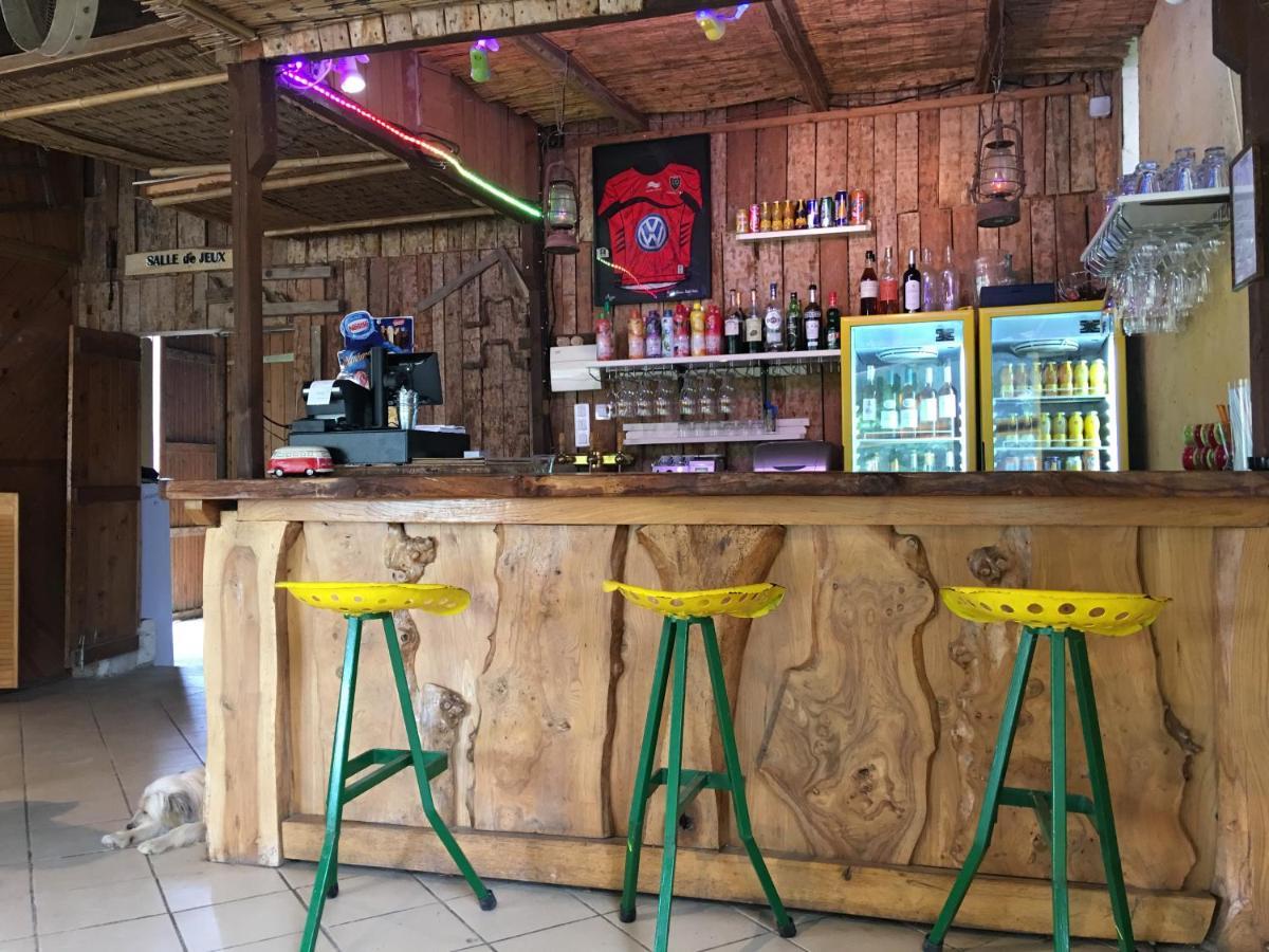 Camping La Ferme De Perdigat Limeuil Ngoại thất bức ảnh