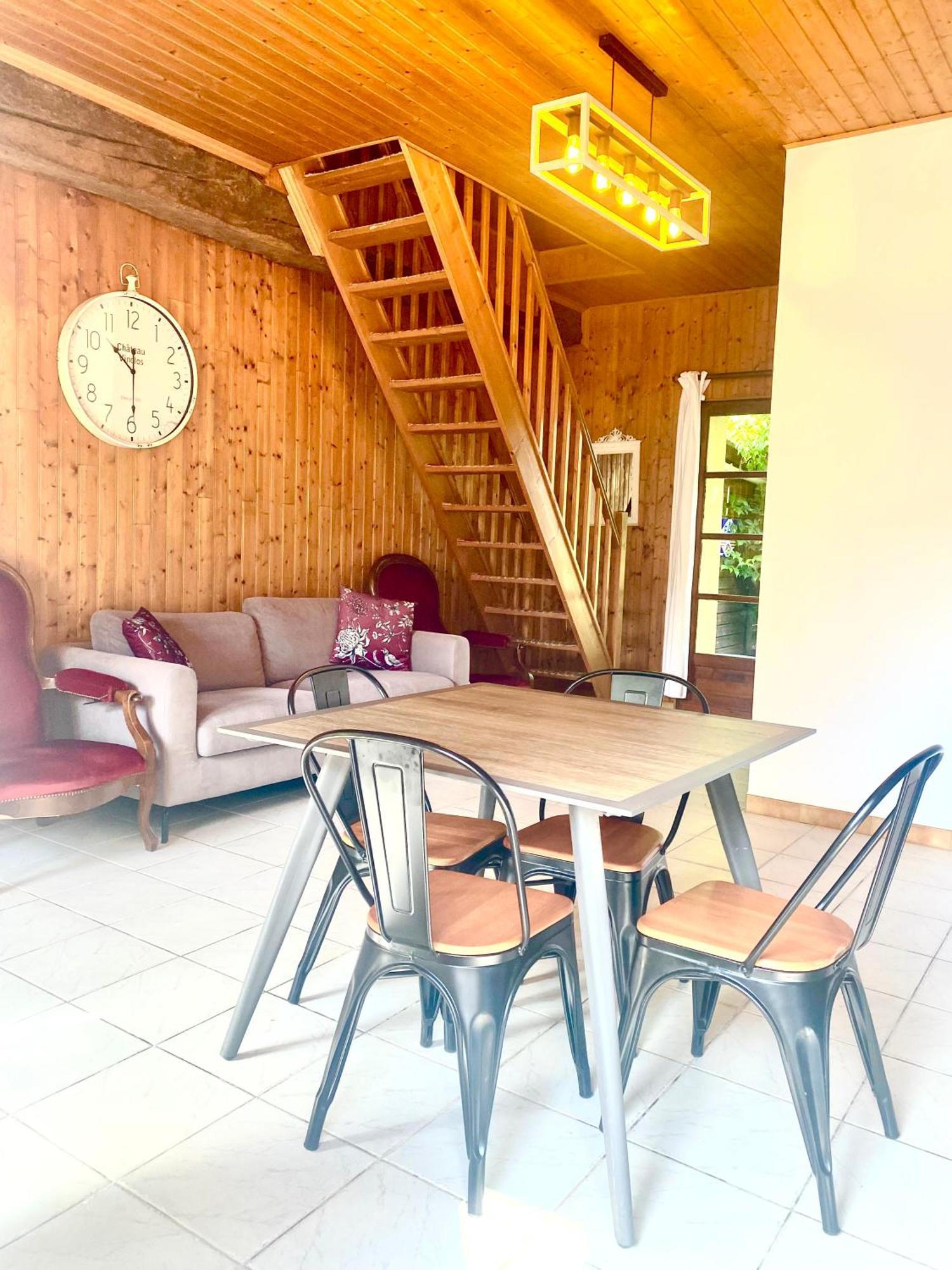 Camping La Ferme De Perdigat Limeuil Ngoại thất bức ảnh